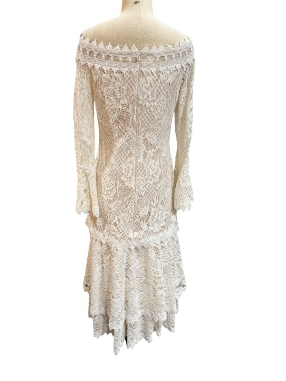 Tadashi Shoji Corbin Lace Off Shoulder Dress Bell Sleeve White Size 10 - Picture 9 of 11